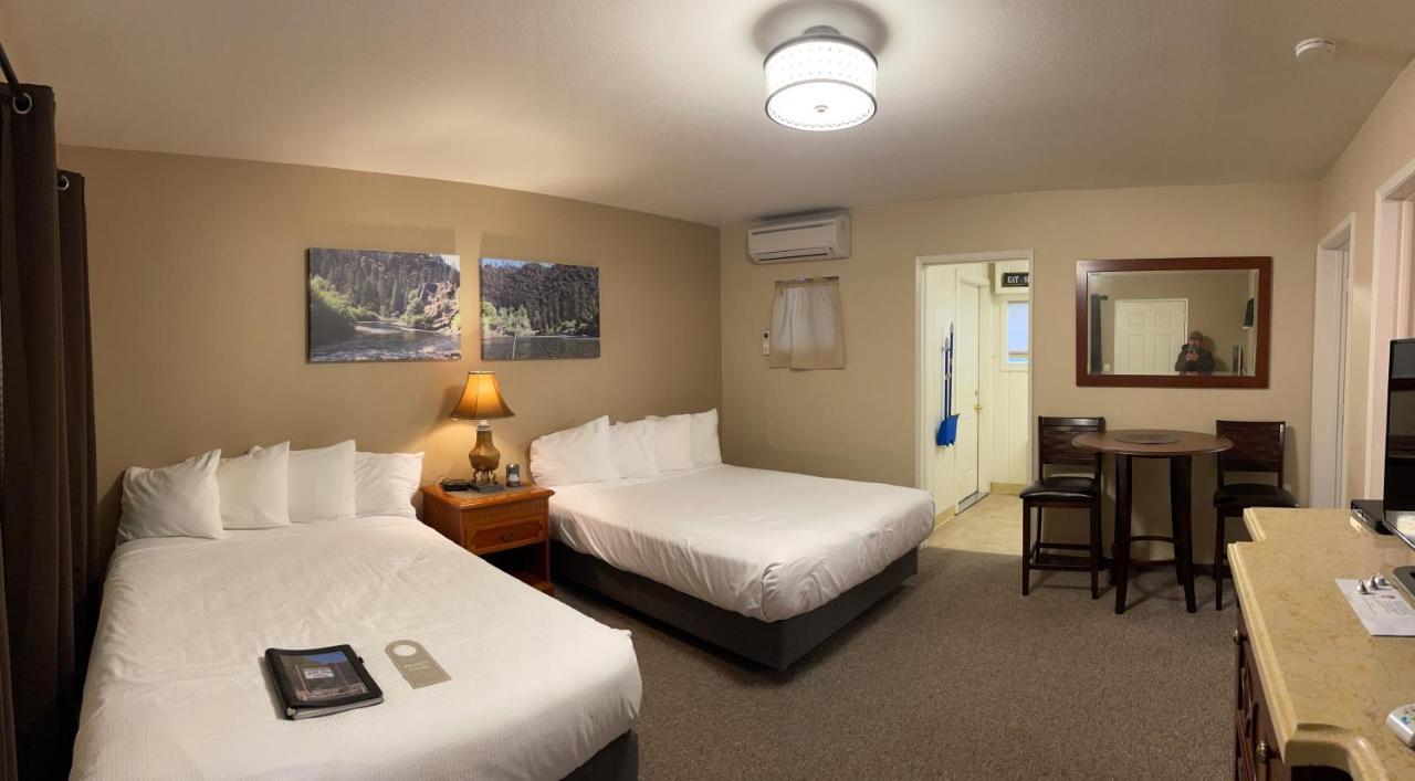 Indian Creek Lodge Douglas City Buitenkant foto